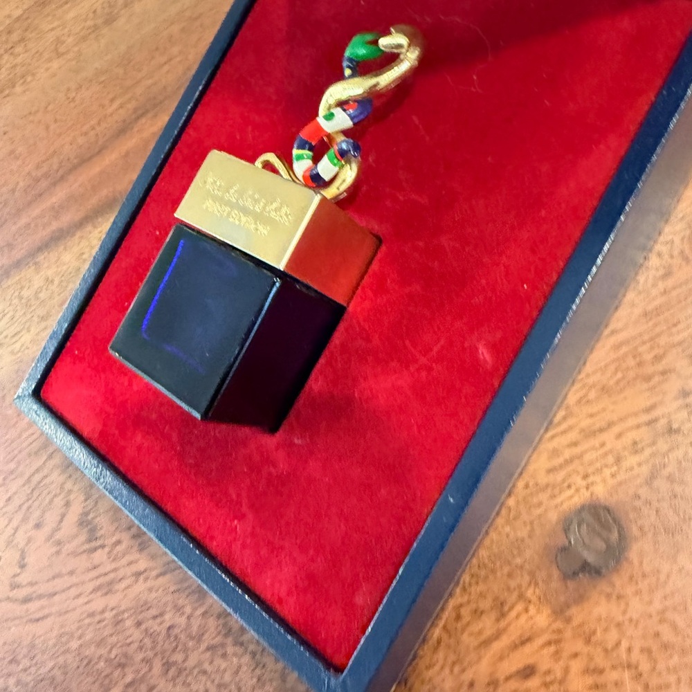 Nicki de Saint Phalle First Edition Enamel Snake Perfume Bottle (Empty) - Picture 5 of 13